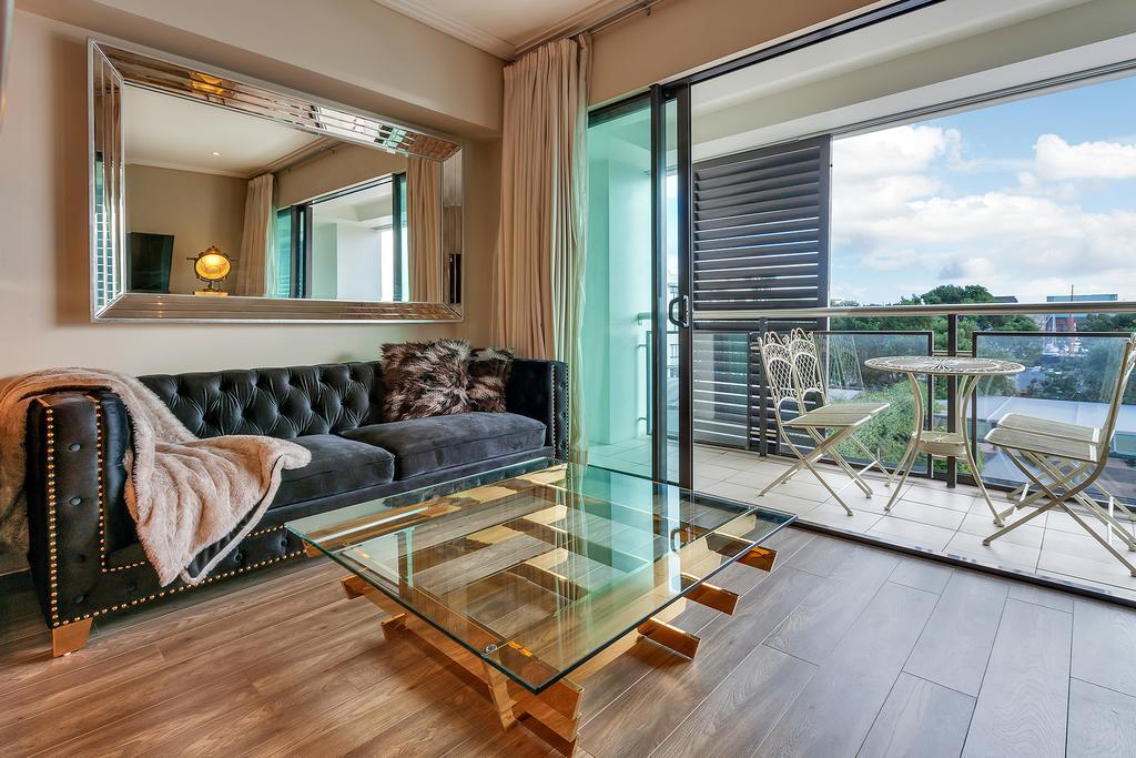 Cbd Viaduct Harbour Resort Auckland Eksteriør billede