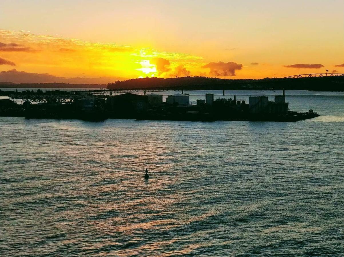 Cbd Viaduct Harbour Resort Auckland Eksteriør billede